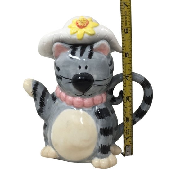 Fun Novelty Cat Pitcher / Pourer - Cute and Fun Gray Cartoonish Tabby Cat - Picture 8 of 9